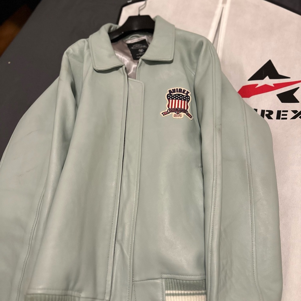 Avirex Light Gray Bomber Jacket (BROKEN ZIPPER)